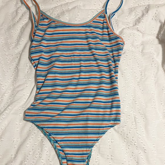 Ribbed Striped Bodysuit - Picture 2 of 4